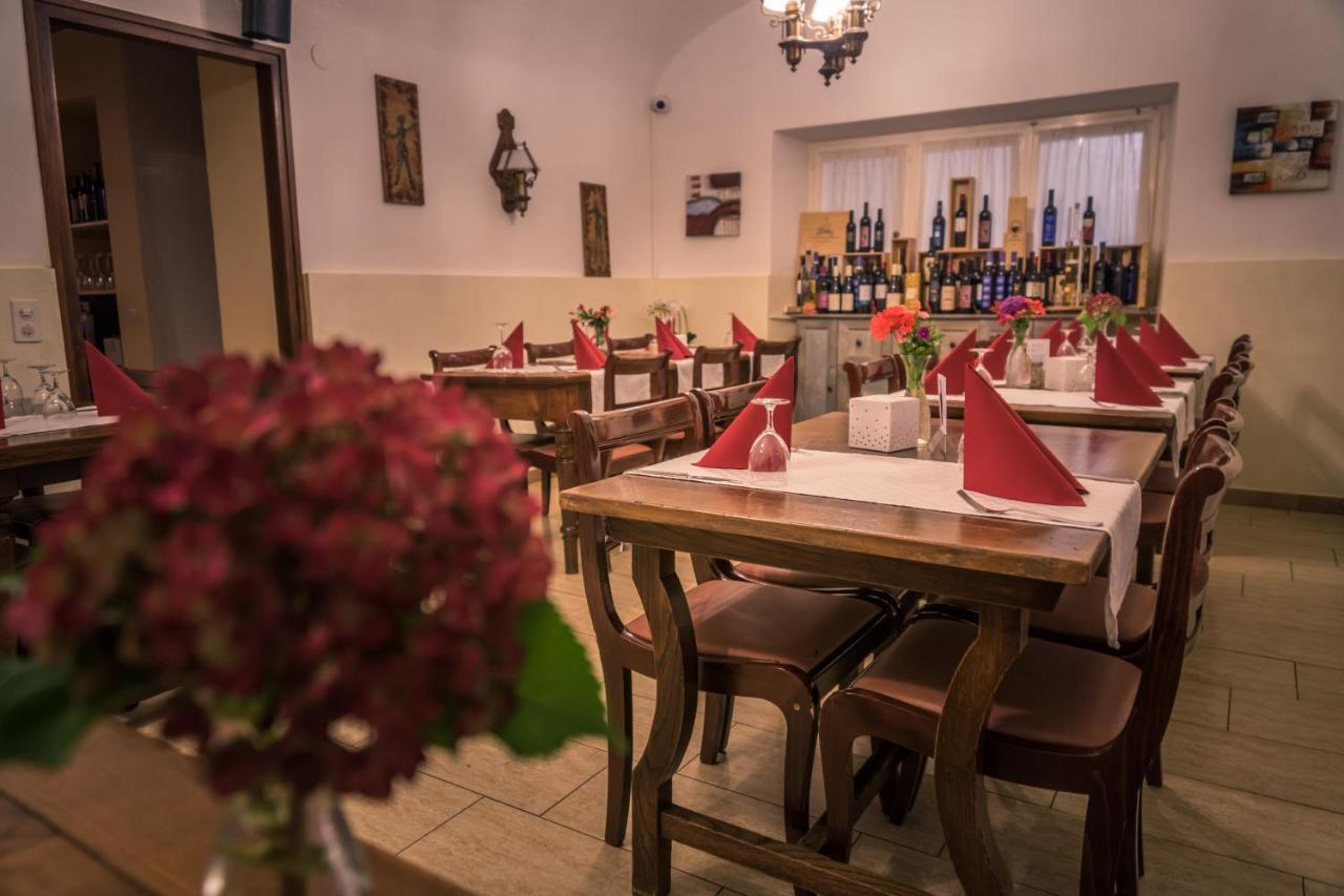 Ristorante Del Ponte Bed & Breakfast Cugnasco Exterior photo